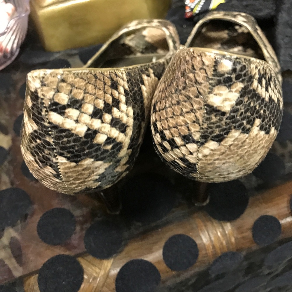Shoes - Picture 3 of 5